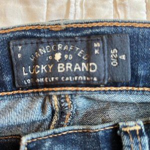 Lucky Brand low-rise skinny jeans - size 25